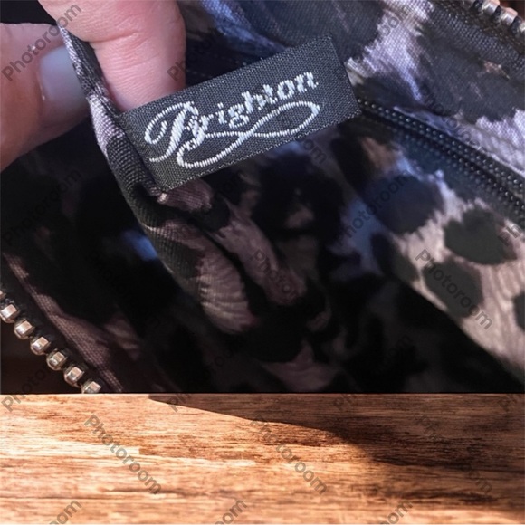 Brighton Tom Clancy Fashionista Patent Leather Crossbody or Shoulder Bag EUC - Picture 7 of 10